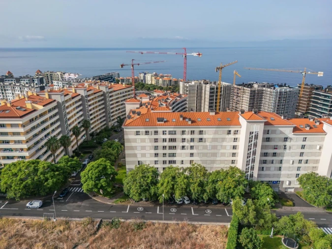 Apartamento T3 para Venda em São Martinho Foto 8
