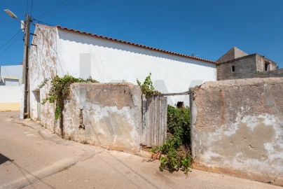 Armazém para Venda em Vila do Bispo e Raposeira