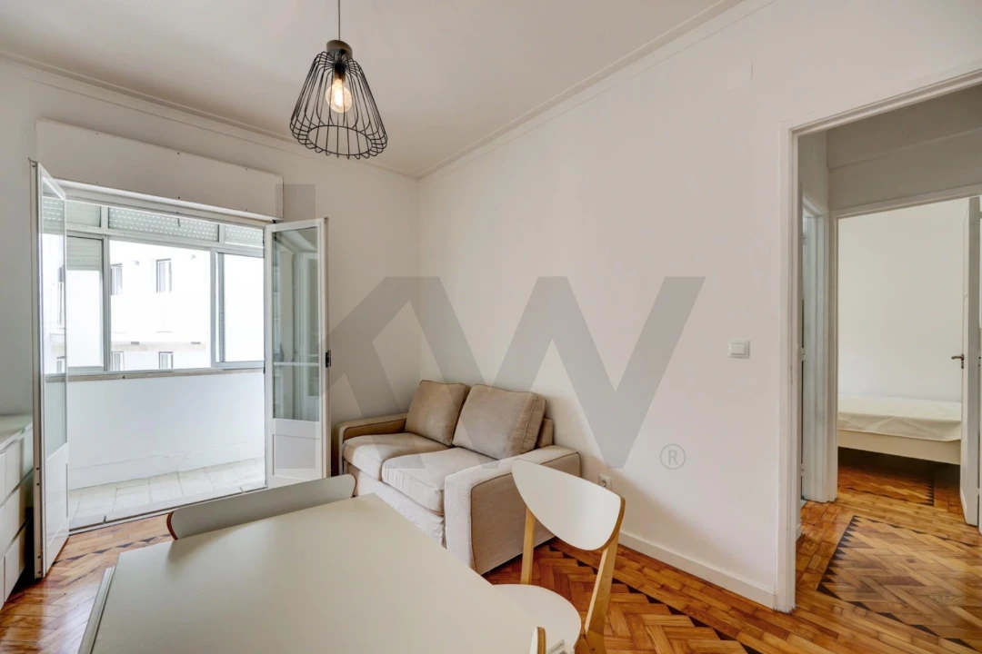 Apartamento T1 para Venda em Avenidas Novas Foto 9