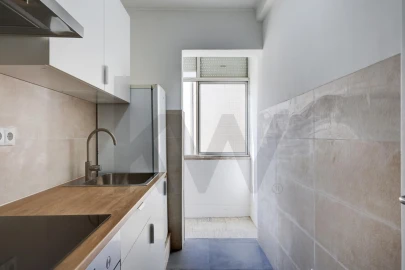 Apartamento T1 para Venda em Avenidas Novas