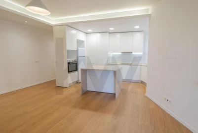 Apartamento T2 para Arrendamento em Cascais e Estoril