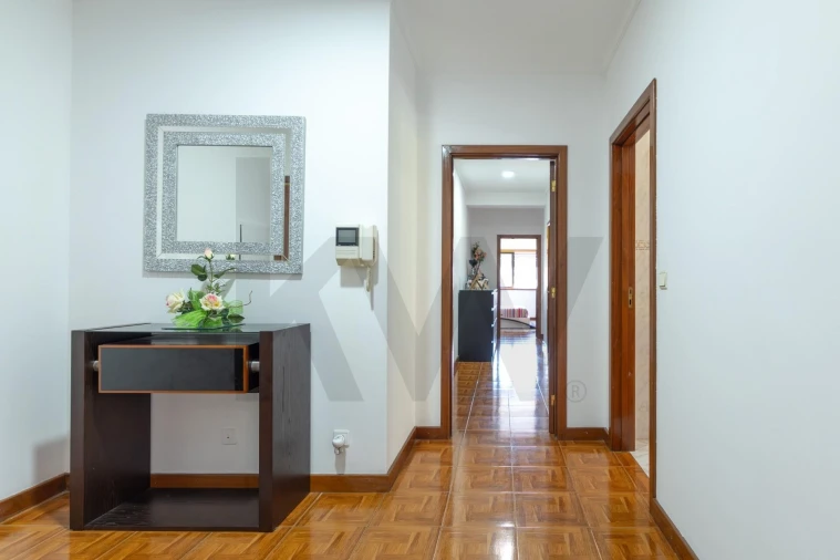 Apartamento T3 para Venda em Arrifana Foto 10