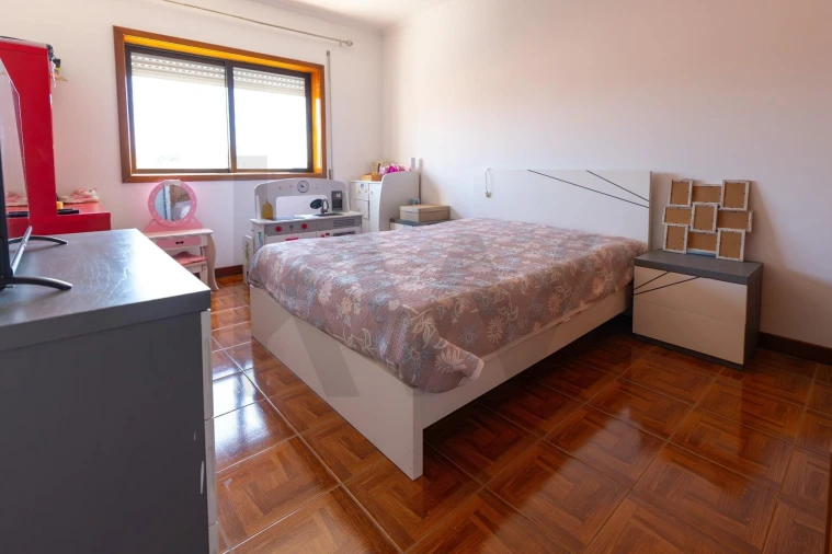 Apartamento T3 para Venda em Arrifana Foto 15