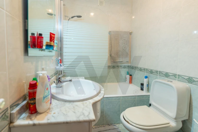 Apartamento T3 para Venda em Arrifana Foto 19