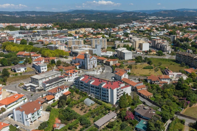 Apartamento T3 para Venda em Arrifana Foto 4