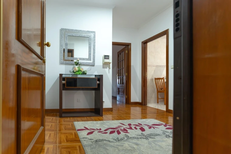 Apartamento T3 para Venda em Arrifana Foto 9