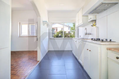 Apartamento T3 para Arrendamento em Leiria, Pousos, Barreira e Cortes