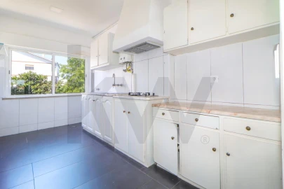 Apartamento T3 para Arrendamento em Leiria, Pousos, Barreira e Cortes