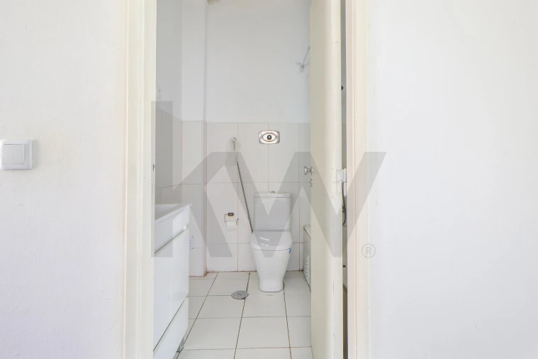 Apartamento T3 para Arrendamento em Leiria, Pousos, Barreira e Cortes Foto 9