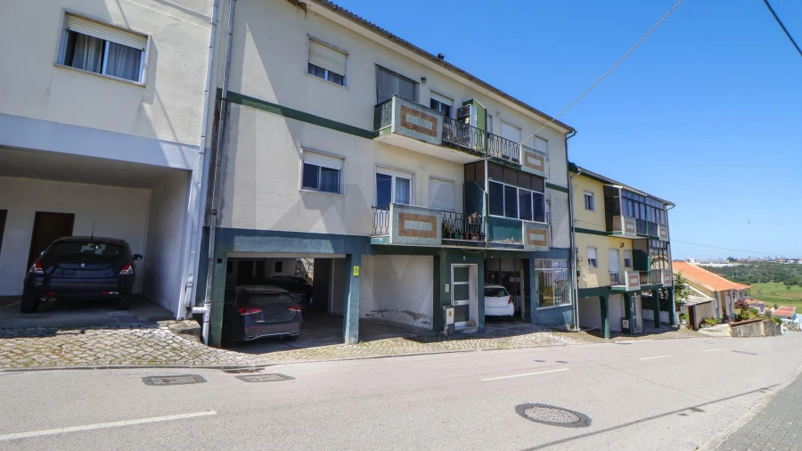 Apartamento T3 para Arrendamento em Leiria, Pousos, Barreira e Cortes