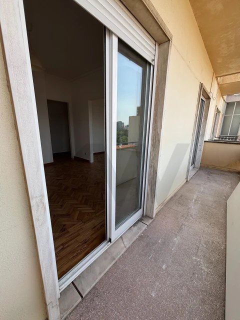 Apartamento T4 para Venda em Lumiar