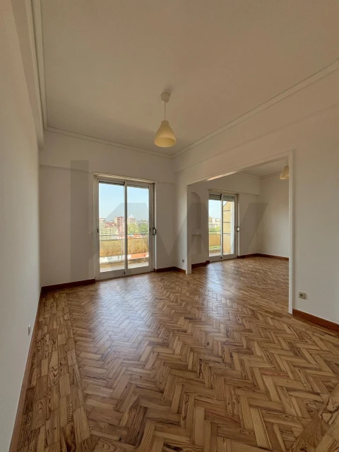Apartamento T4 para Venda em Lumiar