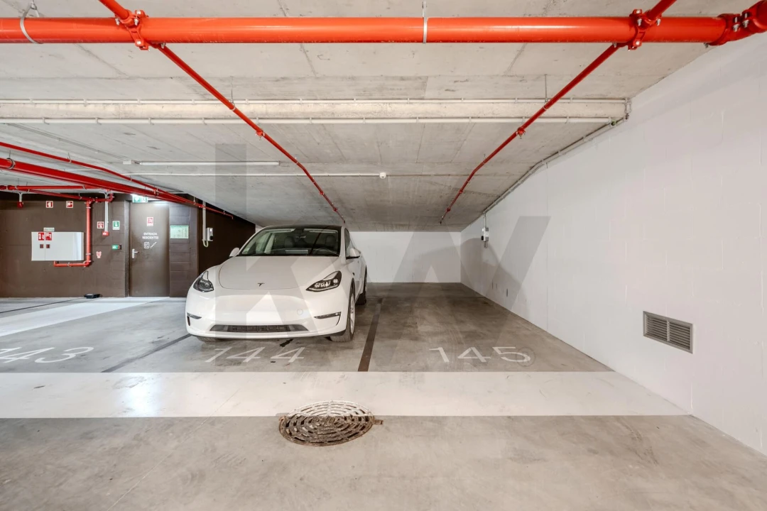Apartamento T2 para Arrendamento em Benfica Foto 48