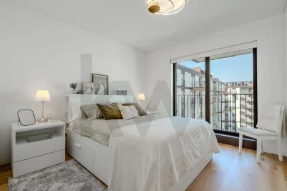 Apartamento T2 para Arrendamento em Benfica