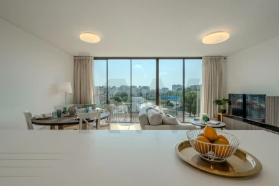 Apartamento T2 para Arrendamento em Benfica