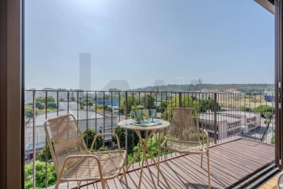 Apartamento T2 para Arrendamento em Benfica