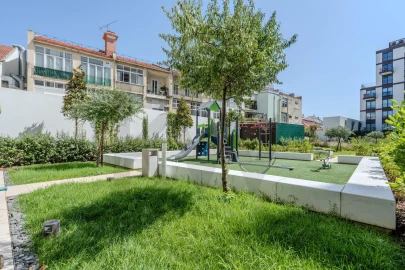 Apartamento T2 para Arrendamento em Benfica