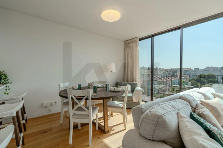 Apartamento T2 para Arrendamento em Benfica Foto 4
