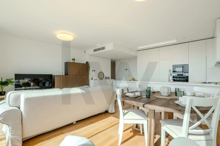 Apartamento T2 para Arrendamento em Benfica Foto 9