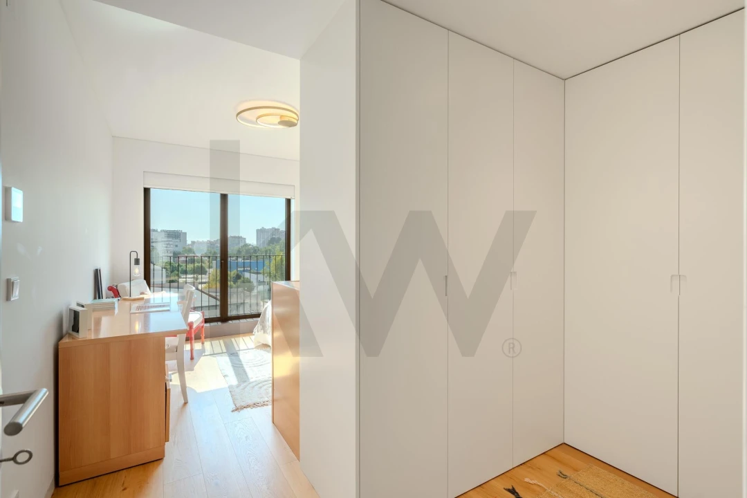 Apartamento T2 para Arrendamento em Benfica Foto 28