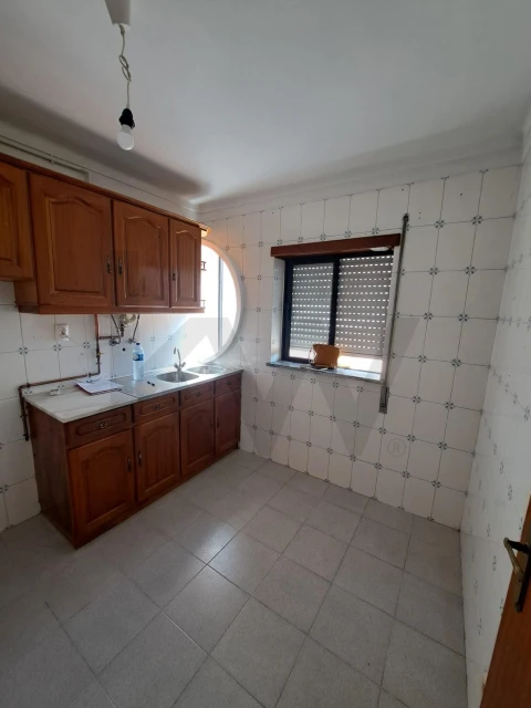 Apartamento T1 para Venda em Sé Nova, Santa Cruz, Almedina e São Bartolomeu