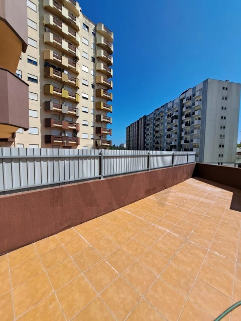 Apartamento T1 para Venda em Sé Nova, Santa Cruz, Almedina e São Bartolomeu