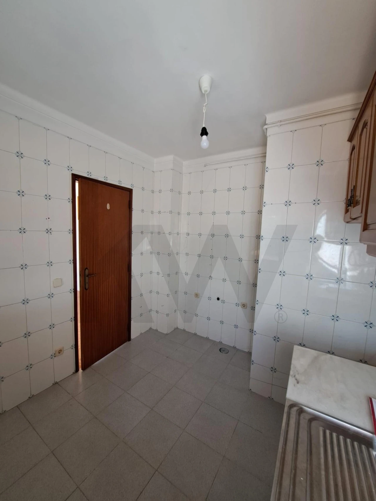 Apartamento T1 para Venda em Sé Nova, Santa Cruz, Almedina e São Bartolomeu Foto 10