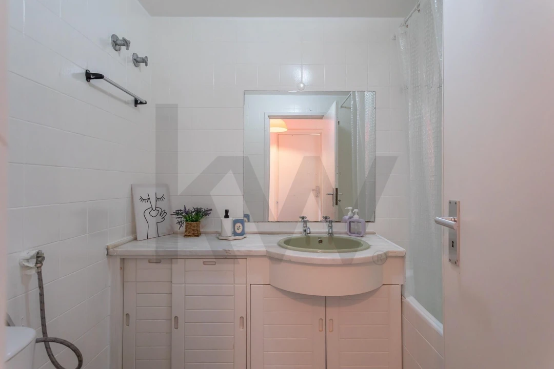 Apartamento T3 para Arrendamento em São Domingos de Benfica Foto 20