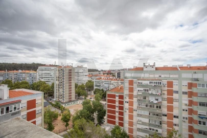 Apartamento T3 para Arrendamento em São Domingos de Benfica