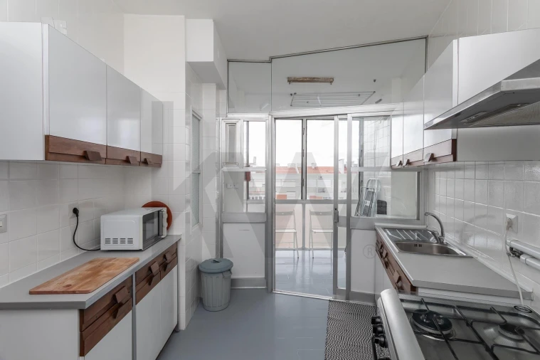Apartamento T3 para Arrendamento em São Domingos de Benfica Foto 41