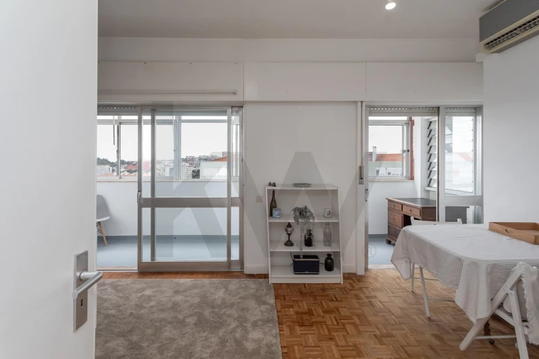 Apartamento T3 para Arrendamento em São Domingos de Benfica Foto 26