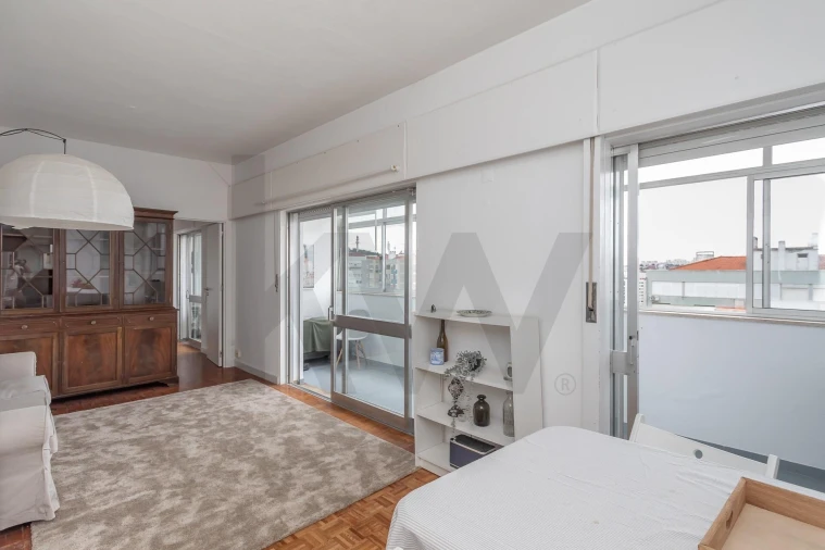 Apartamento T3 para Arrendamento em São Domingos de Benfica Foto 27