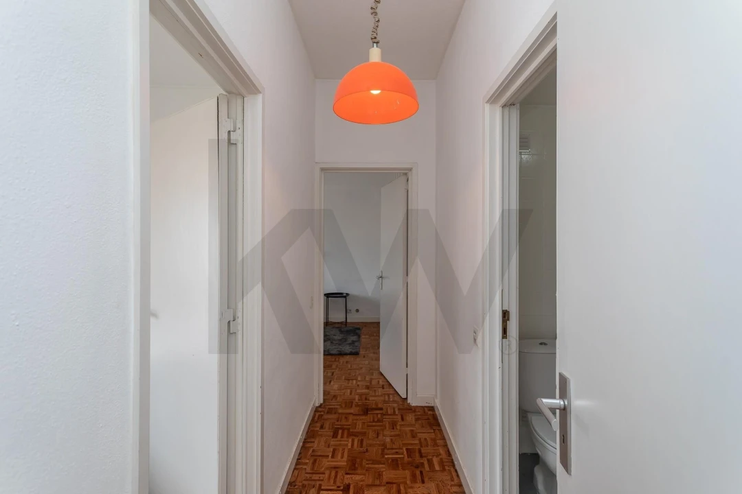 Apartamento T3 para Arrendamento em São Domingos de Benfica Foto 10