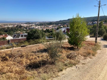 Terreno para Venda em Alverca do Ribatejo e Sobralinho
