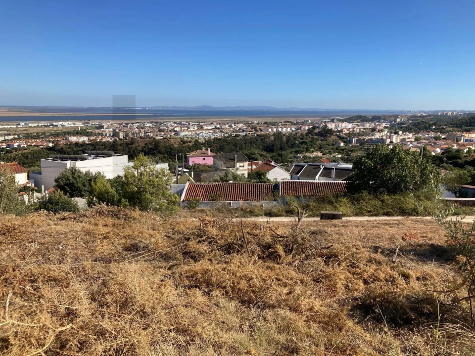 Terreno para Venda em Alverca do Ribatejo e Sobralinho Foto 5
