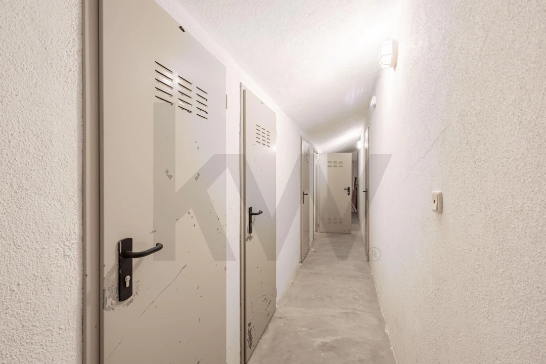 Apartamento T2 para Venda em Massamá e Monte Abraão Foto 21