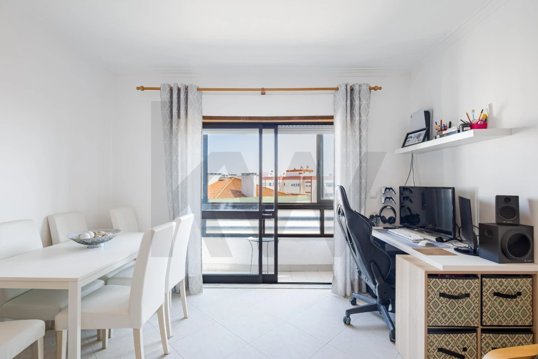 Apartamento T2 para Venda em Massamá e Monte Abraão Foto 4