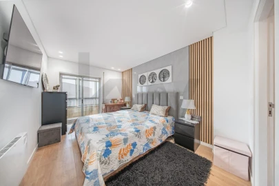 Apartamento T3 para Venda em Braga (Maximinos, Sé e Cividade)