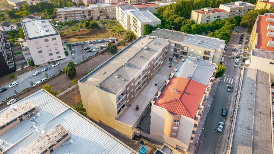 Apartamento T3 para Venda em Braga (Maximinos, Sé e Cividade) Foto 30