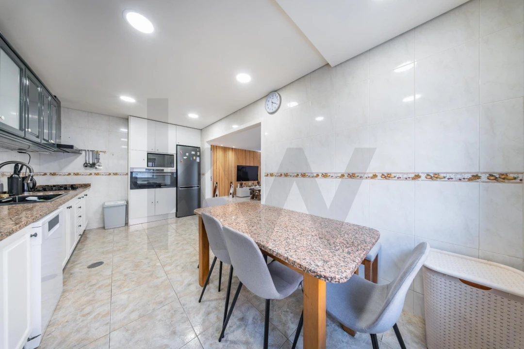 Apartamento T3 para Venda em Braga (Maximinos, Sé e Cividade) Foto 9