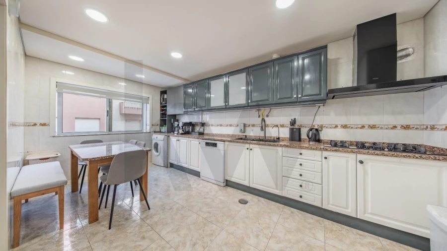 Apartamento T3 para Venda em Braga (Maximinos, Sé e Cividade)