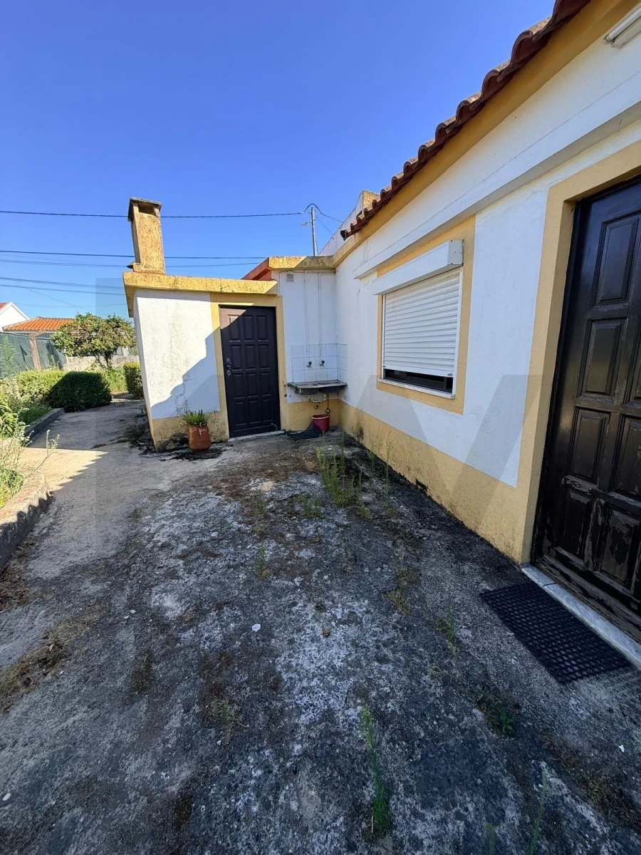 Moradia T3 para Venda em Quinta do Anjo Foto 3