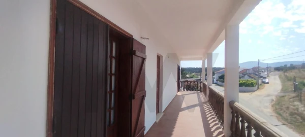 Moradia T3 para Venda em Alcoentre