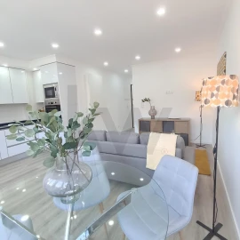 Apartamento T3 para Venda em São Domingos de Benfica