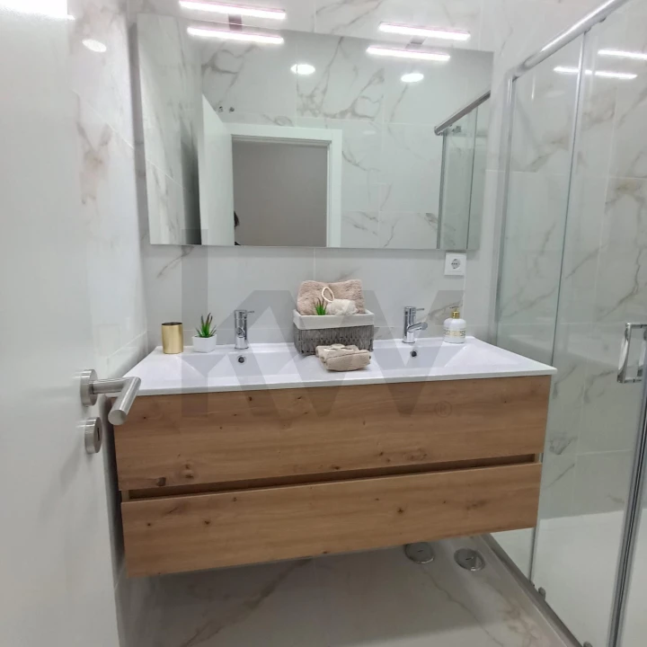 Apartamento T3 para Venda em São Domingos de Benfica Foto 15
