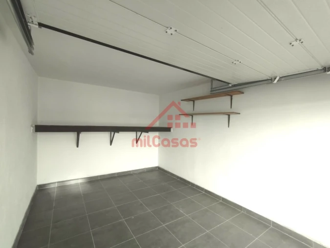 Apartamento T2 para Arrendamento em Silveira Foto 21
