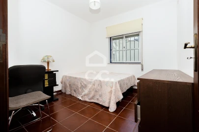 Moradia T3 para Venda em Malagueira e Horta das Figueiras