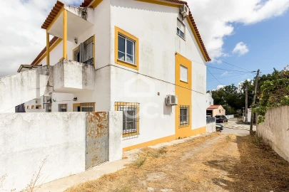 Moradia T3 para Venda em Malagueira e Horta das Figueiras