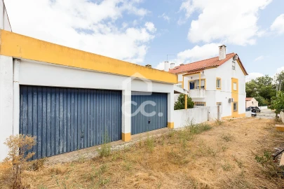 Moradia T3 para Venda em Malagueira e Horta das Figueiras