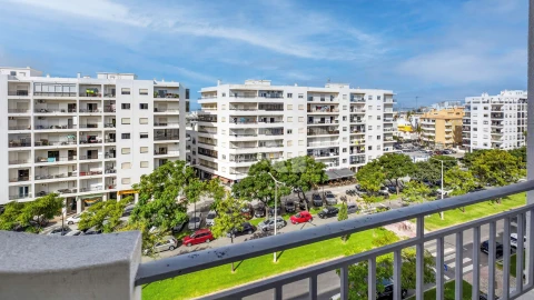 Apartamento T2 para Venda em Quarteira